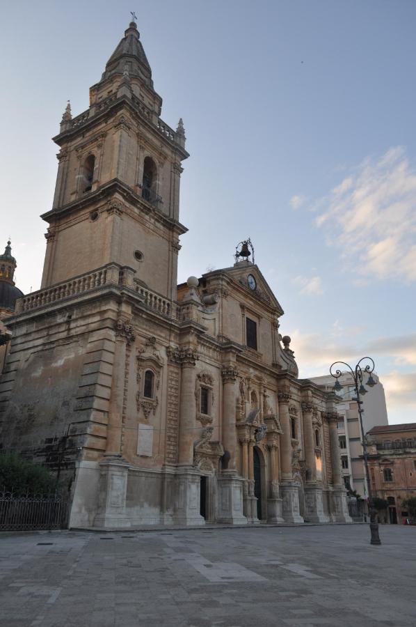 Vila Udammusu34 Ragusa Exteriér fotografie